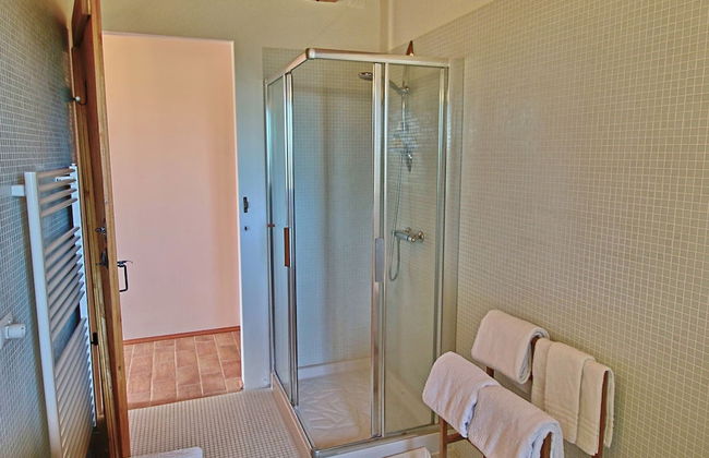 Cottage in Montelabbate With Pool & Forest - Photo 12
