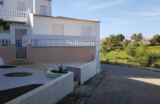 Lagoa 5 bed house- Red Ba Accomm UK - Photo 35