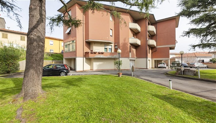 Photo 1 - Pisa Hospital Apartment with Parking and Balcony