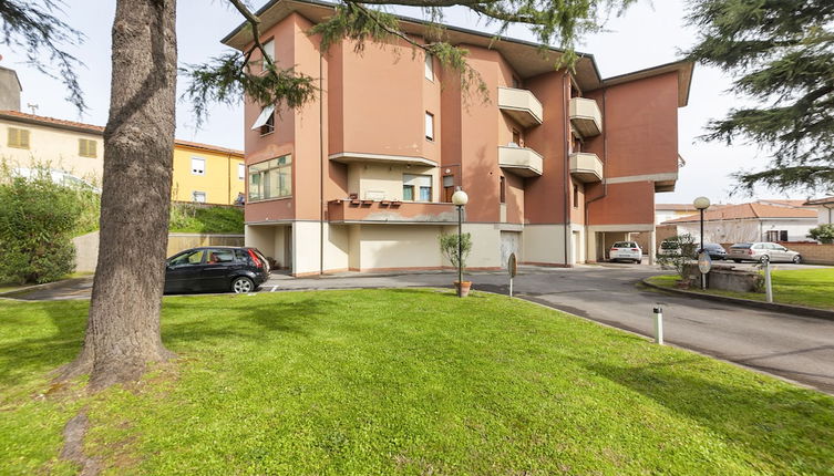 Photo 1 - Pisa Hospital Apartment with Parking and Balcony