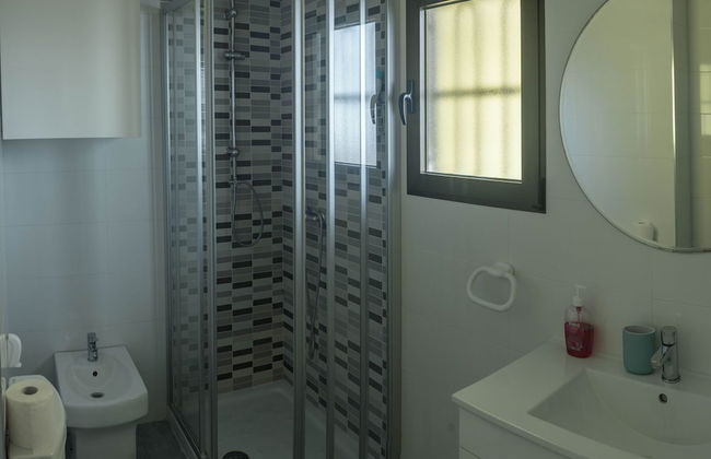 Sun & Beach View Apartments - Photo 7
