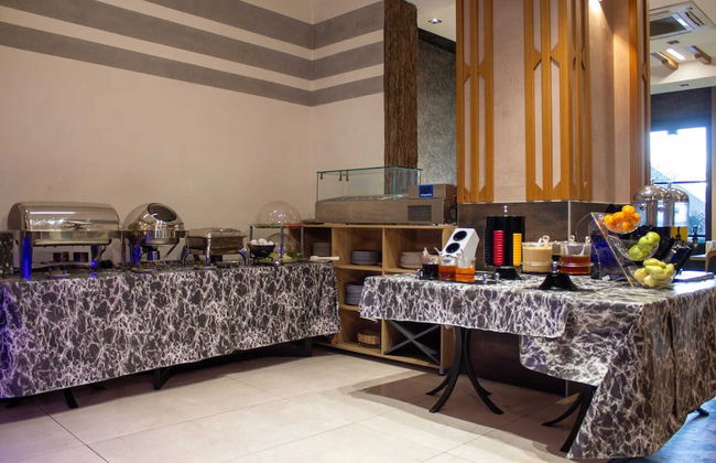 Classy Suite Taksim - Photo 71