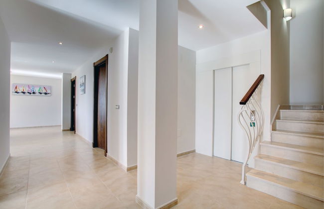 Villa Benahavis Hills Country Club & Spa - Photo 19