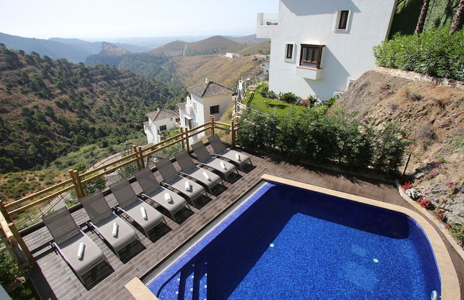 Villa Benahavis Hills Country Club & Spa - Photo 1