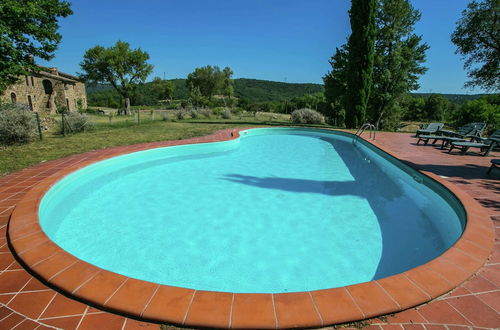 Foto 18 - Apartment in a Rustic House in the Tuscan Hills Near the Sea