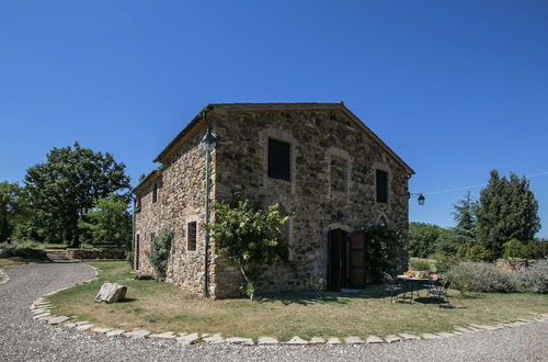 Foto 27 - Apartment in a Rustic House in the Tuscan Hills Near the Sea