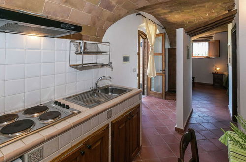 Foto 8 - Apartment in a Rustic House in the Tuscan Hills Near the Sea