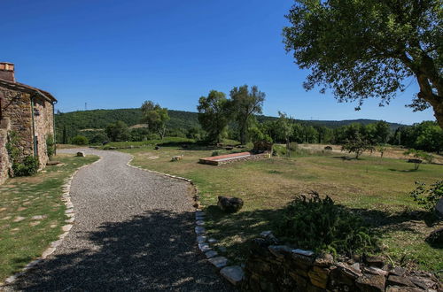 Foto 26 - Apartment in a Rustic House in the Tuscan Hills Near the Sea