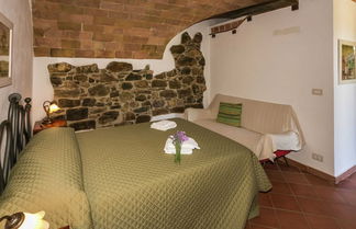 Foto 2 - Apartment in a Rustic House in the Tuscan Hills Near the Sea