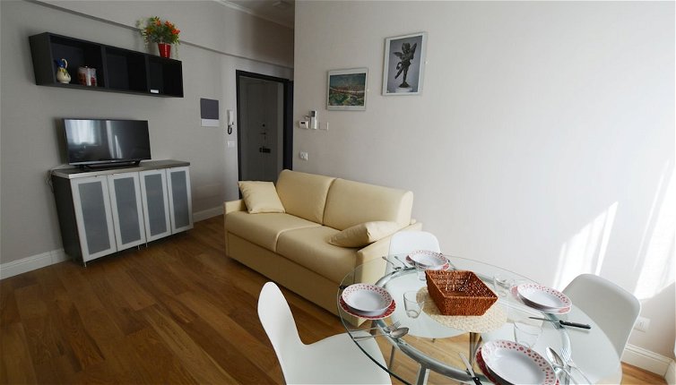 Photo 1 - Fortezza white apartment