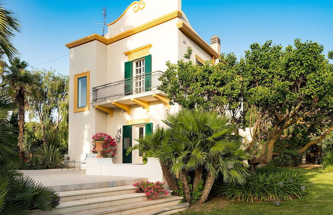 Elegant Villa With Pool and Garden - Foto 34