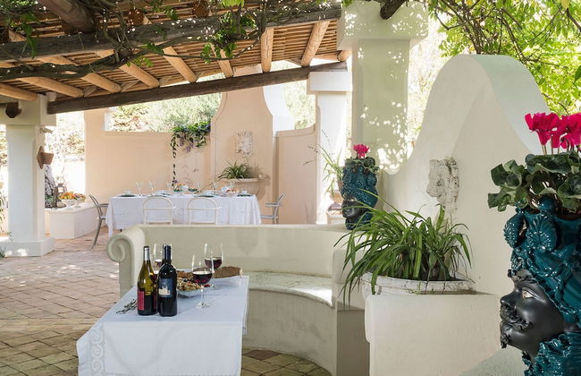 Elegant Villa With Pool and Garden - Foto 13
