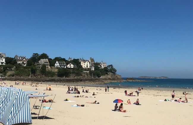 Quiet Duplex Apartment in St Briac sur Mer - Foto 16
