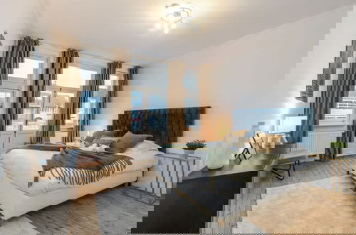 Foto 71 - Authentic Townhouse Near the Beach of Blankenberge