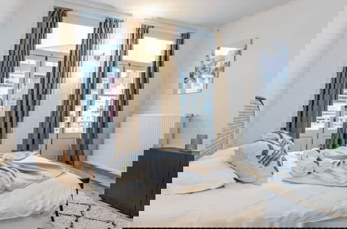 Foto 42 - Authentic Townhouse Near the Beach of Blankenberge