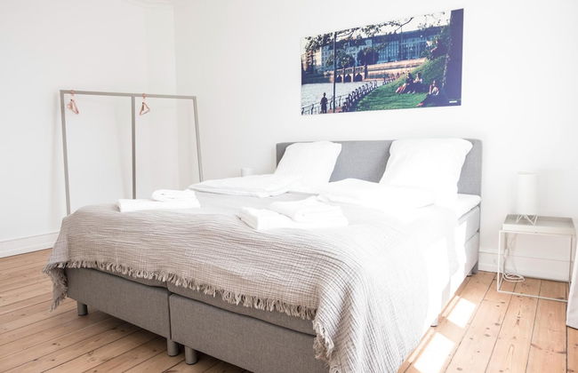 Beautiful and Bright 2-bed With Private Balcony - Foto 7
