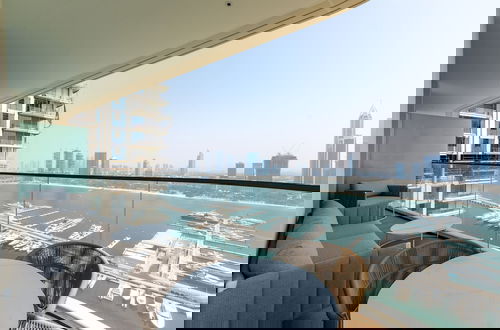 Foto 14 - Modern 2BR Emaar Beachfront w Pvt Beach Access