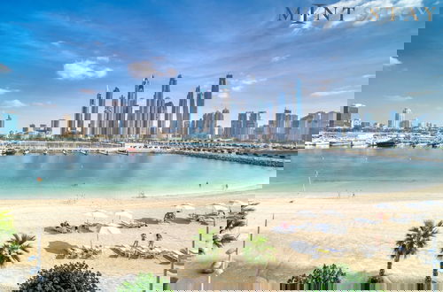 Foto 4 - Elegant 2BR Emaar Beachfront Retreat
