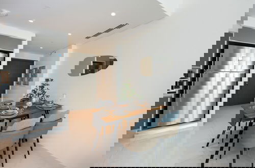 Foto 27 - Elegant 2BR Emaar Beachfront Retreat