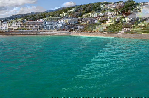 Photo 18 - Seafront Apartment Near a Beach