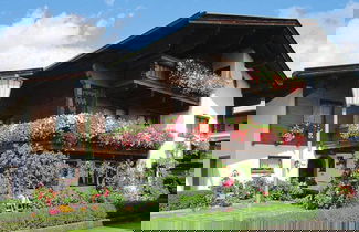 Foto 1 - Apartment in Fugen With Parking Space