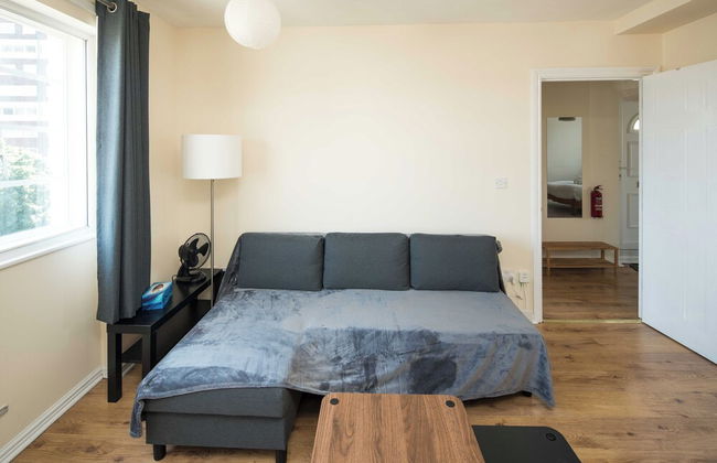 2BD London Flat - City Buzz & Parkside Serenity - Foto 13