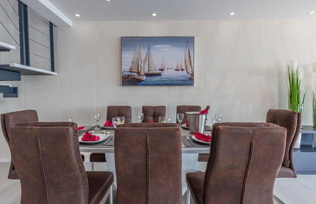 Lorena Stylish Sea View Villa - Foto 10