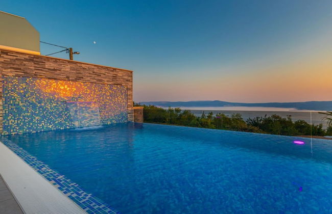 Lorena Stylish Sea View Villa - Foto 18