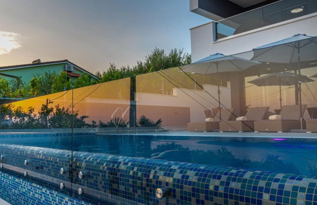 Lorena Stylish Sea View Villa - Foto 16