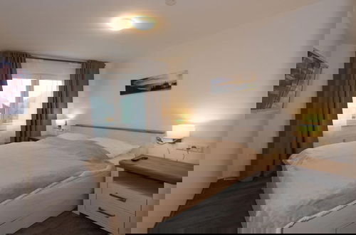 Foto 2 - Pretty Apartment With Balcony