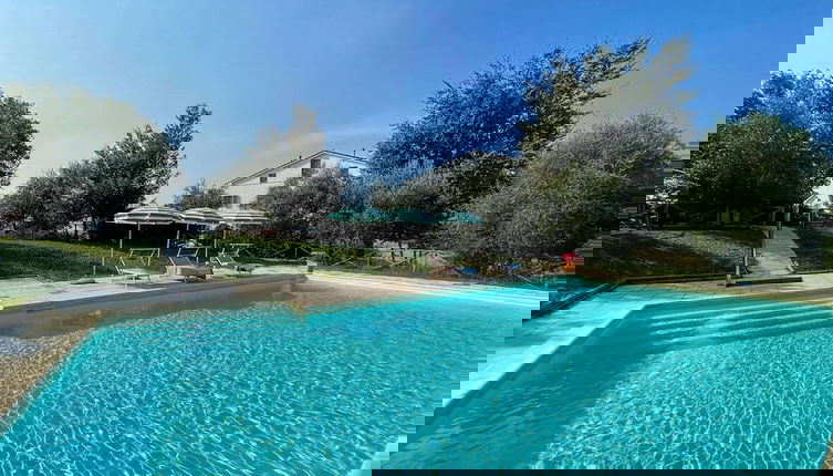 Foto 1 - Belvilla by Oyo Amazing Apartment With Garden