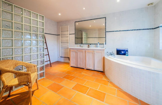 Mansion With Swimming Pool - Foto 23