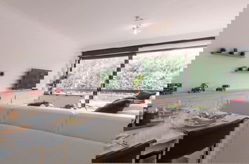Foto 18 - Modern Studio With Balcony Near the Beach