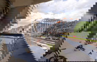 Foto 2 - Modern Studio With Balcony Near the Beach