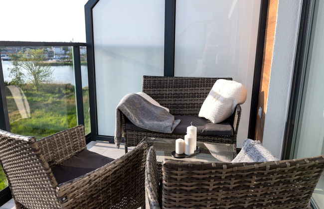 Apartment by Dziwna River With Pool Access - Foto 28