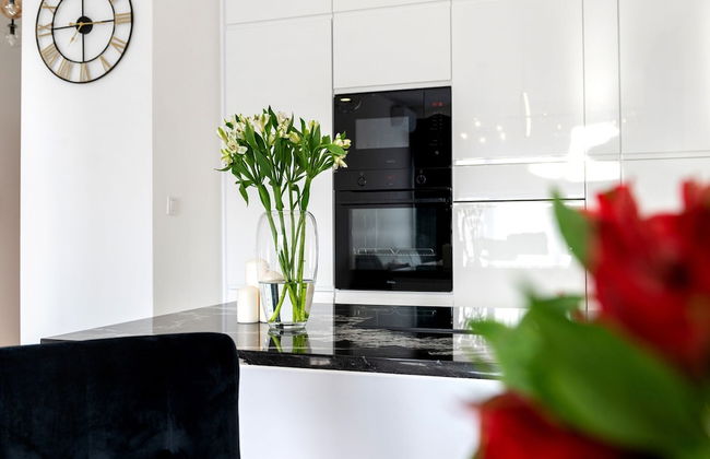 Apartment by Dziwna River With Pool Access - Foto 6