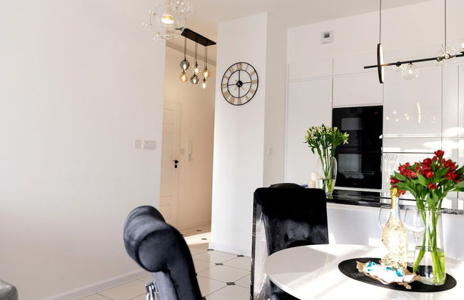 Apartment by Dziwna River With Pool Access - Foto 23