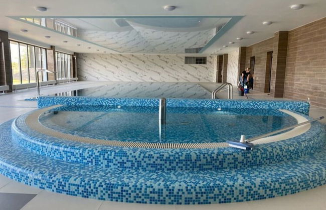 Apartment by Dziwna River With Pool Access - Foto 18