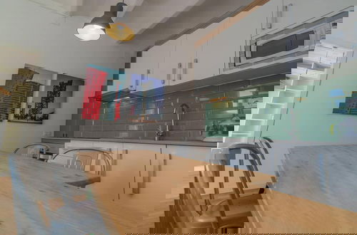 Foto 9 - Fira POP 2 Modern Balcony by Myrentalhost