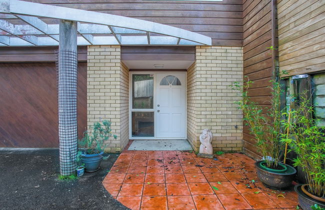 Glen's Hidden Gem with Parking and Deck - Photo 35