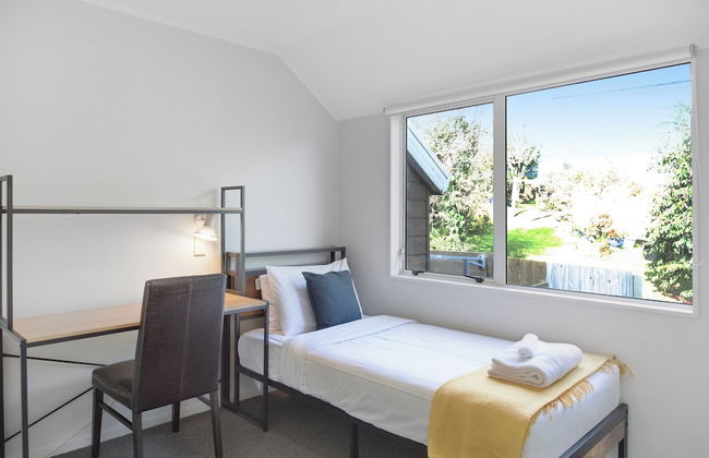 Glen's Hidden Gem with Parking and Deck - Photo 3