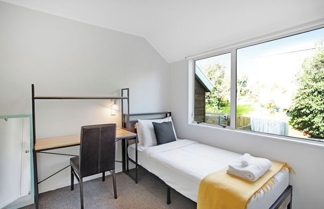 Glen's Hidden Gem with Parking and Deck - Photo 4