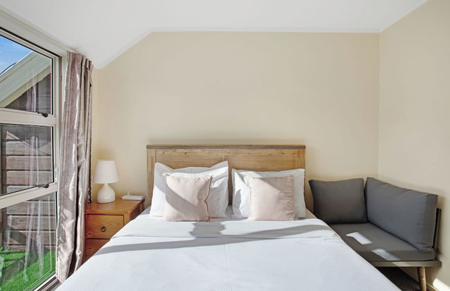 Glen's Hidden Gem with Parking and Deck - Photo 7