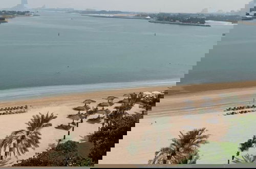 Foto 32 - Al Dabas Beach Views 3BD Sleeps 6 Beachfront