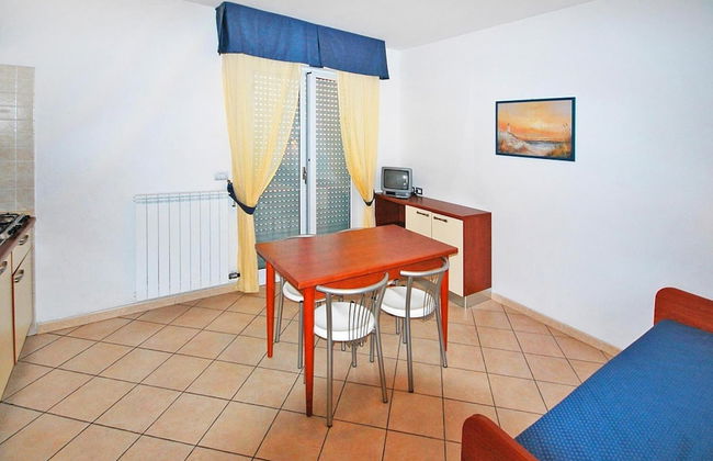 Holiday Flat in Pretty Residence With Communal Pool in Pietra Ligure - Foto 29