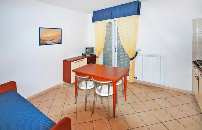 Holiday Flat in Pretty Residence With Communal Pool in Pietra Ligure - Foto 27