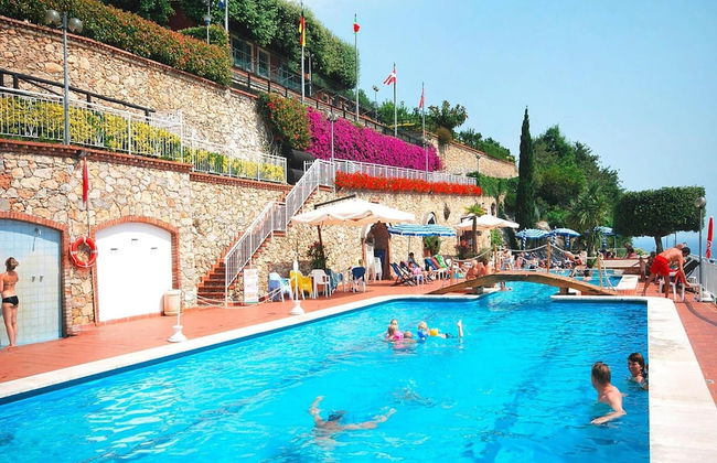 Holiday Flat in Pretty Residence With Communal Pool in Pietra Ligure - Foto 20