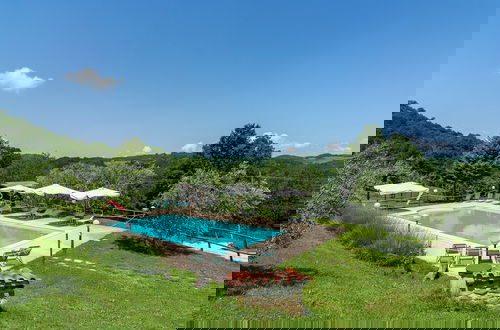Foto 78 - Farmhouse in Hilly Area in Gubbio With Pool
