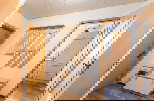 Photo 3 - Cosy Apartment in Dresden With Balcony and Swimming Pool