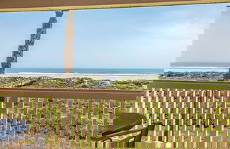 Foto 1 - Sea Haven Bliss Ocean Views Beachfront Getaway